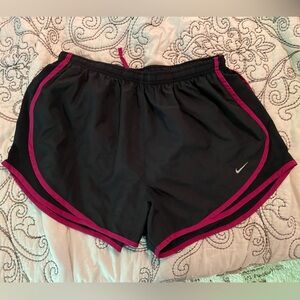 Nike Women's Tempo Brief-Lined Running Shorts in Large